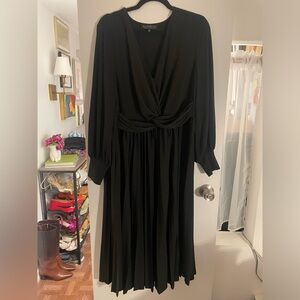 Elloquii Black Knot Front Dress